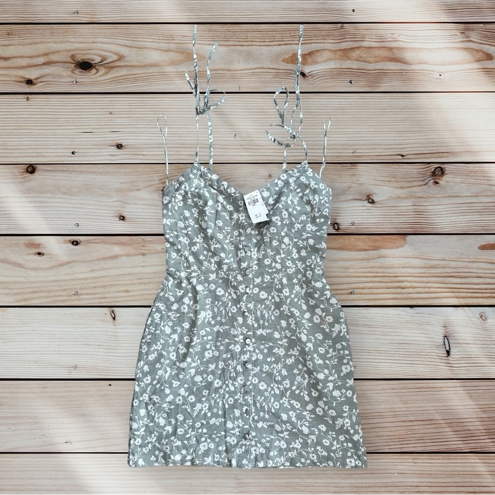 ABERCROMBIE & FITCH Women’s Tie-Strap Mock-Button Floral Mini Dress Sage/White
